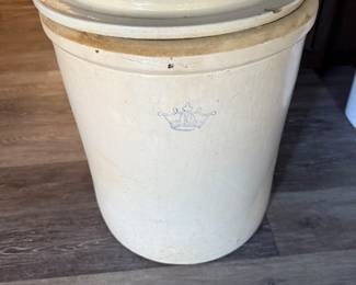10 gallon crock