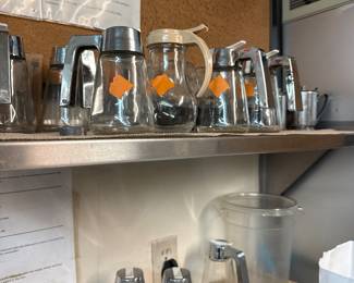 Syrup dispensers
