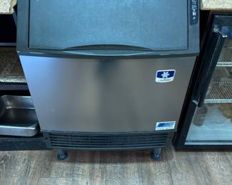 Ice machine