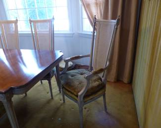 Vintage dining table with 6 chairs