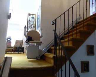 Electric stair chair