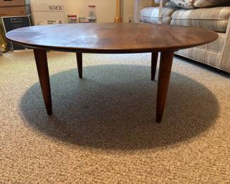 Mid Century Teak Round Coffee Table with Tapered Legs