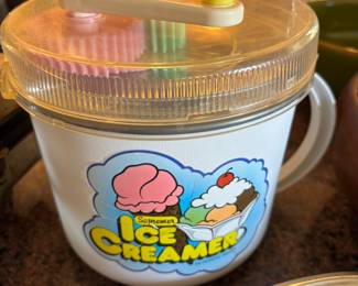 Nordic Ware Supremer Ice Creamer