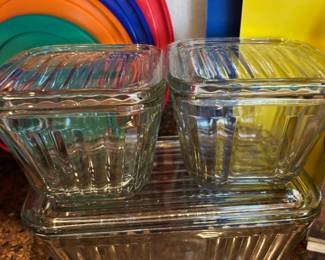 Set of 3 Clear Ribbed Glass Refrigerator Dishes