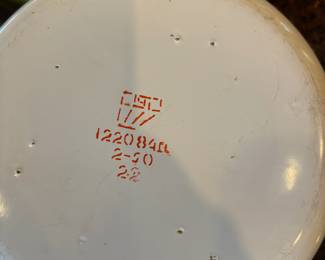 White Enameled Floral Dutch Oven