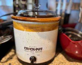 1970s Rival Crock Pot Slow Cooker