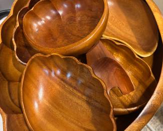 Carved Monkey Pod Wood Clam Shell Salad Bowl Set