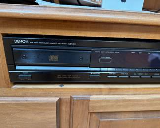 Denon Super Linear Converter Compact Disc Player – DCD-810