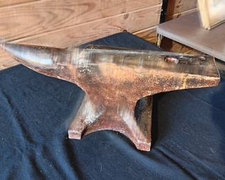 Hay Budden Brooklynn, NY 90 pound solid wrought anvil, excellent condition
