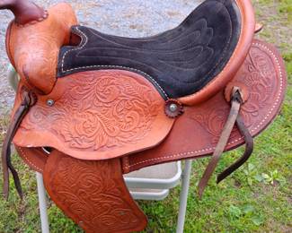 Western tooled leather saddle, 13" seat, no brand name