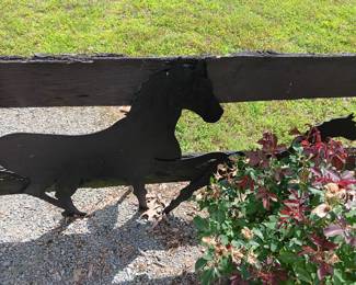 metal horse art