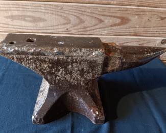 80 pound anvil, dated 1898