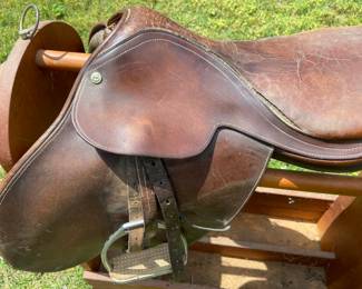 Blue Ribbon Leather Co LTD, Tennessee, 16” Avanti Spring Tree, English riding saddle
