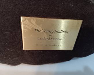 Lanford Monroe sculpture