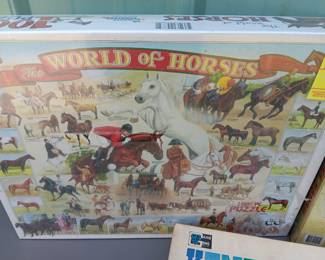 Lot #35: lot of 3 puzzles and one puzzle