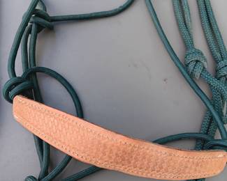 Lot #105: Mustang rope halter and 9' lead, Hunter Green