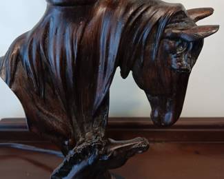 Lot #18: close-up of Horse Head lamp