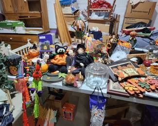 Holiday decorations for all seasons