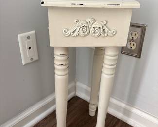 Small plant stand/side table