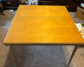 Sewing table