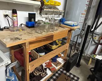 Work bench
