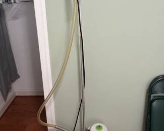 Clothes steamer