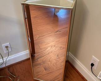 mirrored pedestal