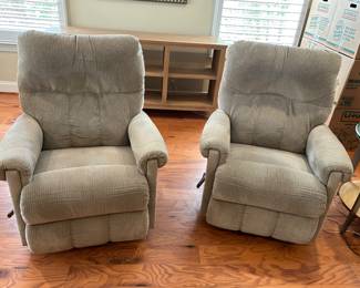 Two La-z-boy recliners
