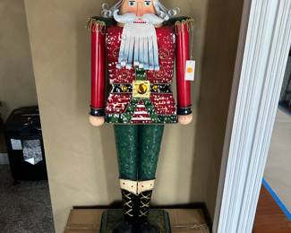 Nutcracker (2 available)