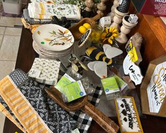 Bumble Bee Decor