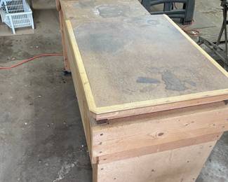 long work bench w/casters