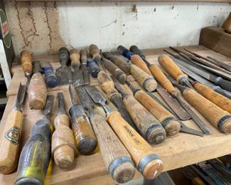 Chisels and carving tools