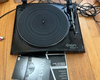 Turntable by Ion