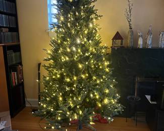 Gorgeous Faux Christmas tree