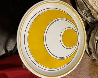 Serving platter