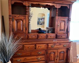 Country Themed Hutch