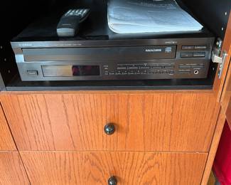 Yamaha CDC 775