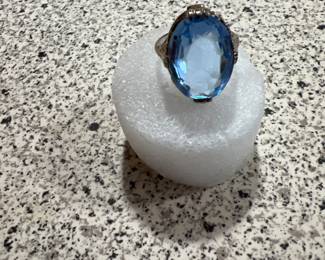14 kt white gold and aquamarine ring 5.5