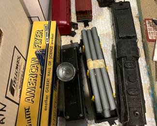 American Flyer S gauge train pieces and tracks