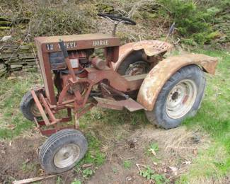 Antique Wheel Horse Tractor