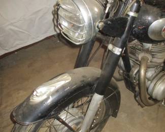 1947 Indian Motorcycle (Royal Enfield 700 cc)
