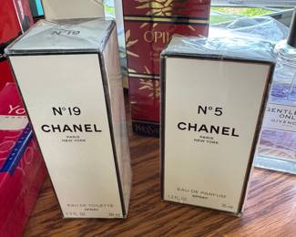 CHANEL No 19 eau de toilette, CHANEL No 5 Eau de perfume