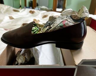Handmade leather loafers Brazil