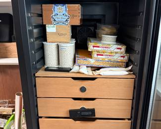 Newair cigar humidor