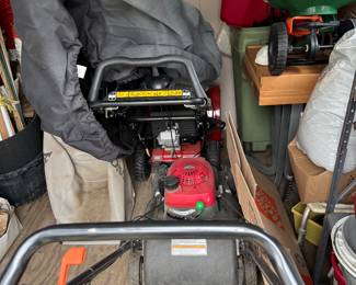 Lawn Grass cutter, Lawn machines