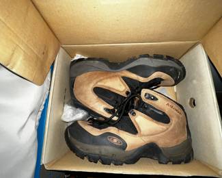 Salomon hiking boots shoies