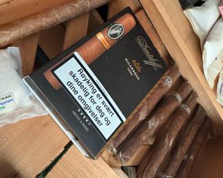 NewAir 250 count Electric cigar humidor with cigar collection