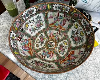 Large Imari bowl