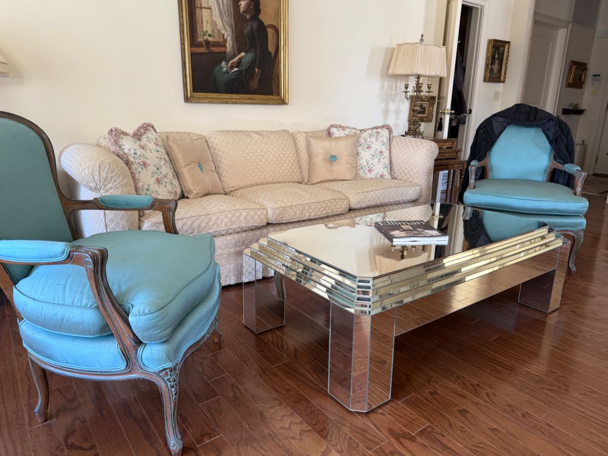 MCM MIRRORED COFFEE TABLE