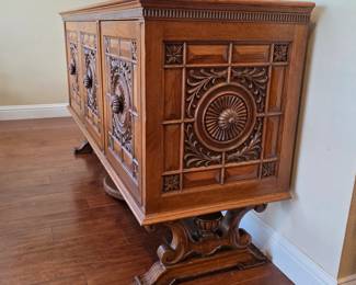 Antique 19th Century French Renaissance Style sideboard buffet